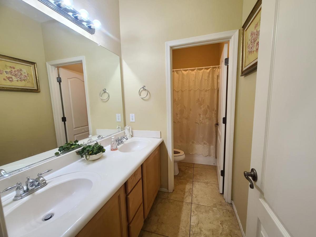 Phoenix Home Near Freeways And Airport ภายนอก รูปภาพ